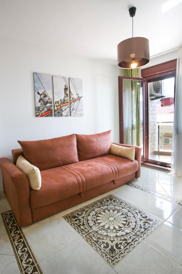 Anatolia - Family Sea View One-Bedroom Apartment Будва Екстериор снимка